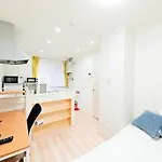 明るい室内で美室を提供　サービスアパ―トメントsapporo南8条
