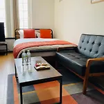 Warm House1