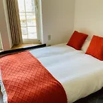 Warm House6