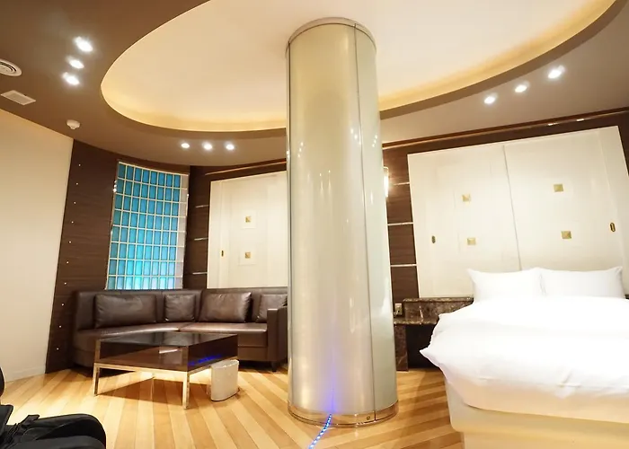 Hotel Cielo (Adults Only)