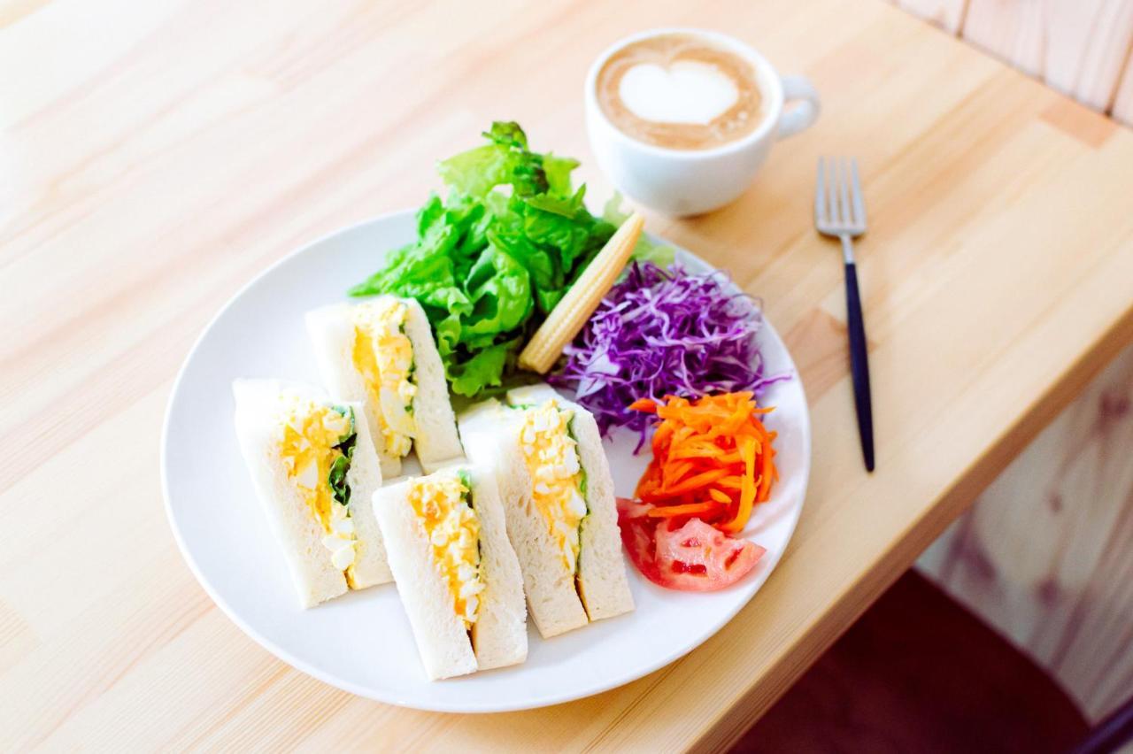 Hanke Sandwich & *