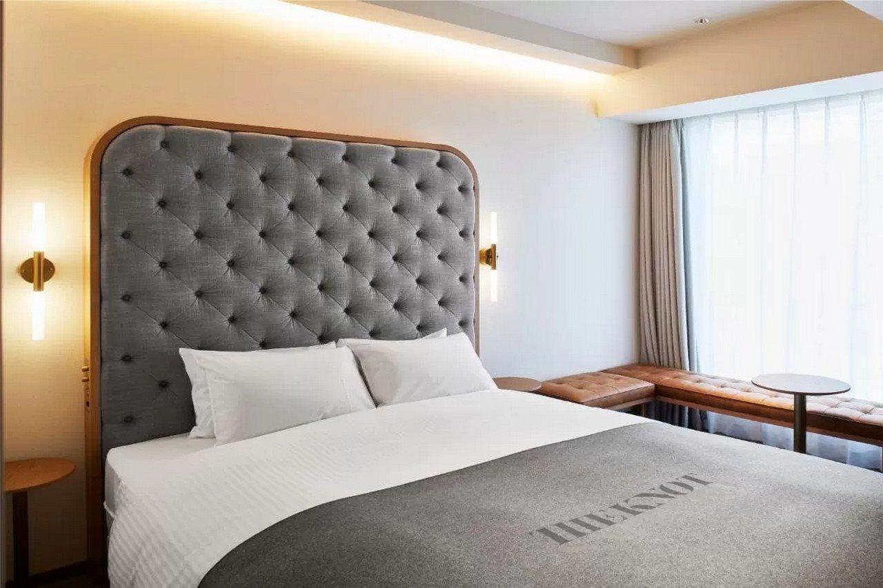 The Knot Hotel 3*