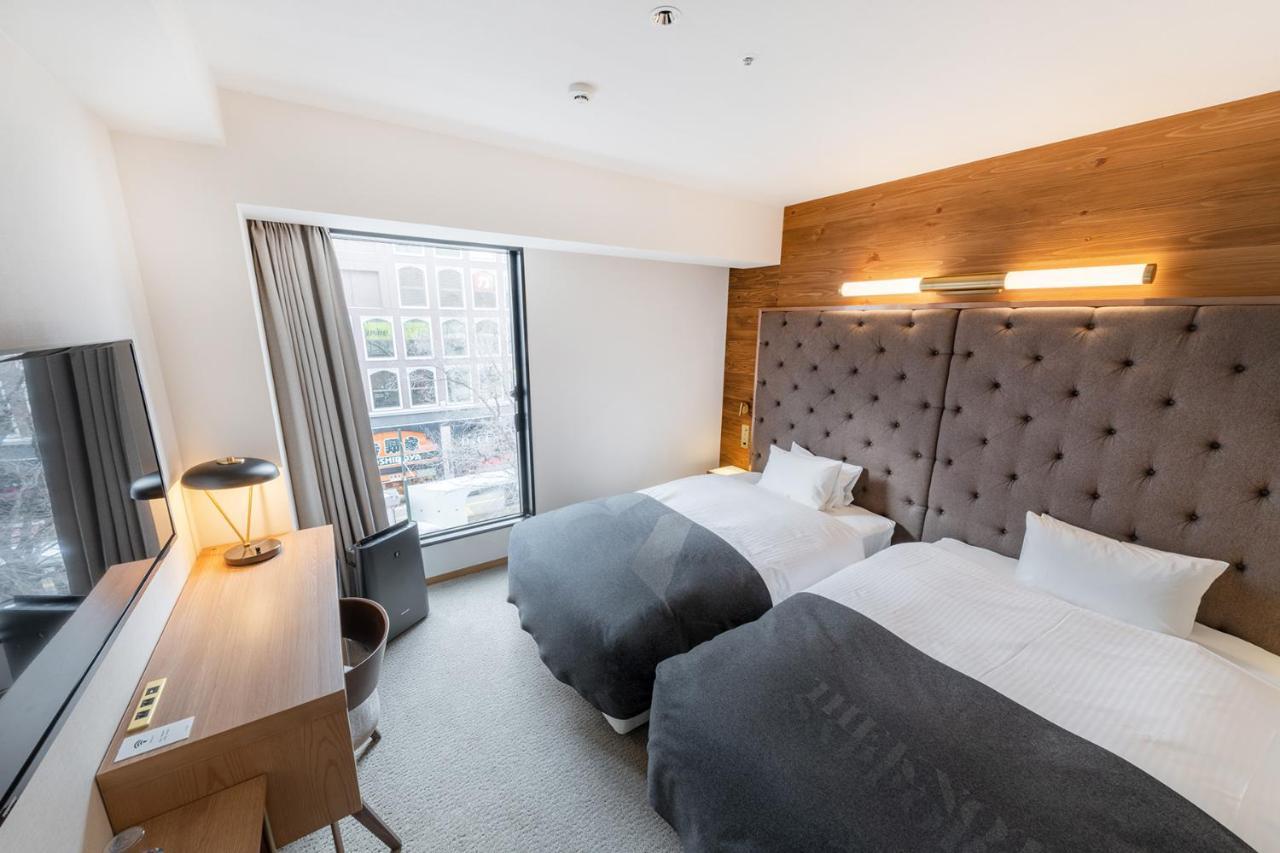 The Knot Hotel