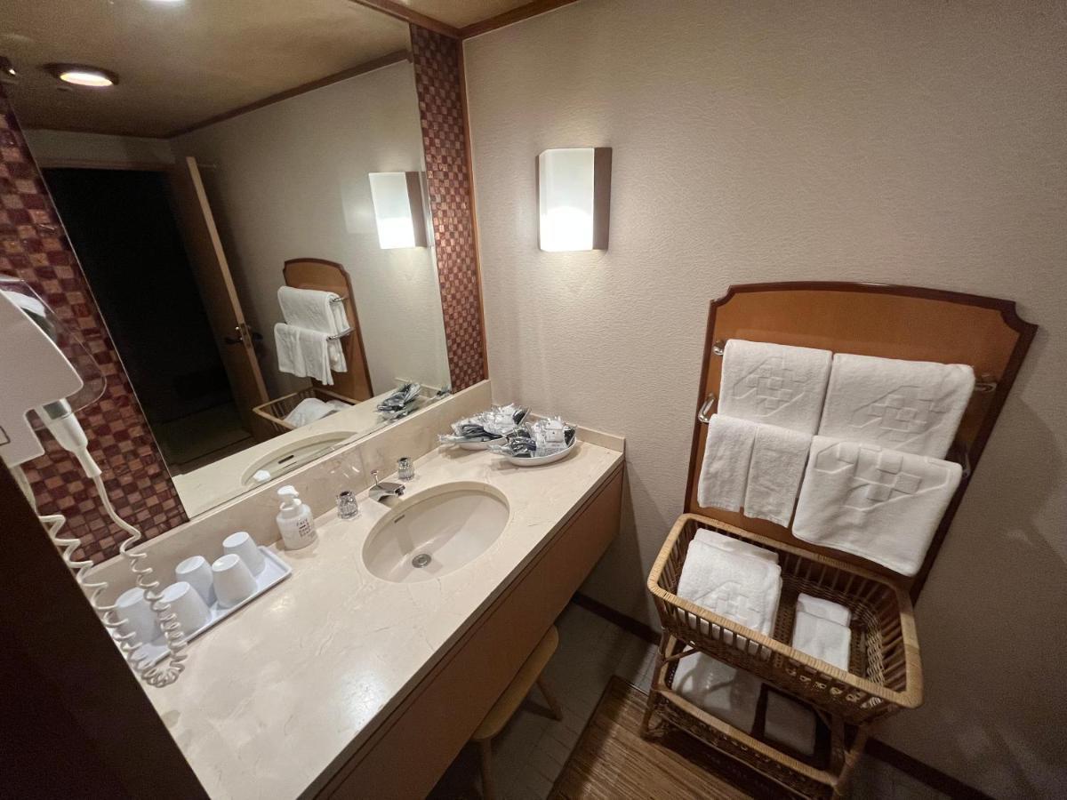 Jasmac Plaza Hotel