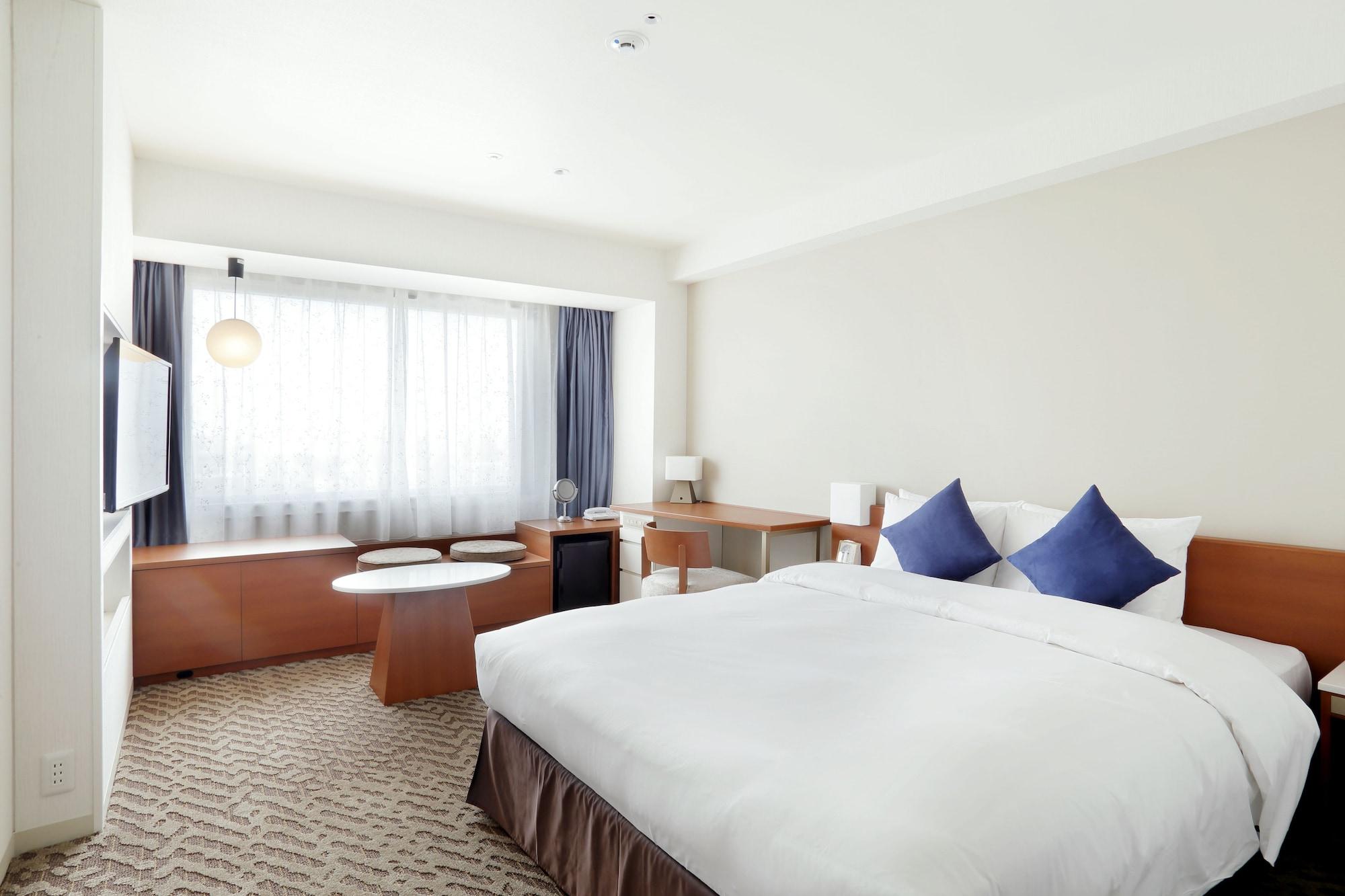 Keio Plaza 5*