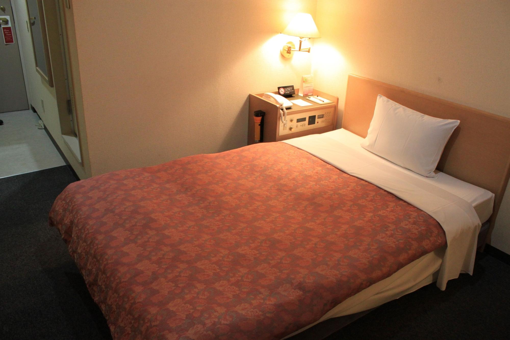 Hotel Ascent 2*