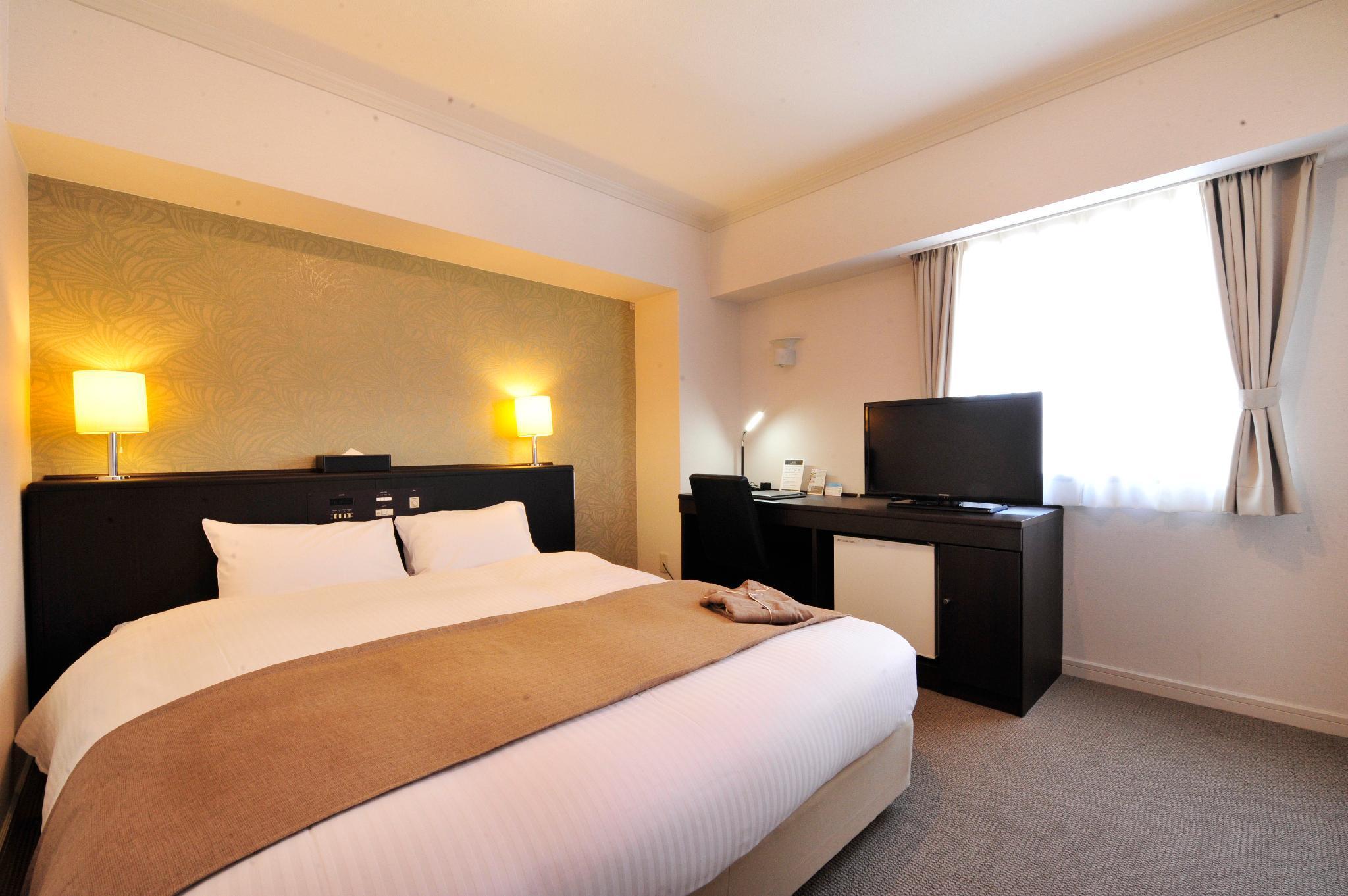 Global View Old Royal Hotel 3*
