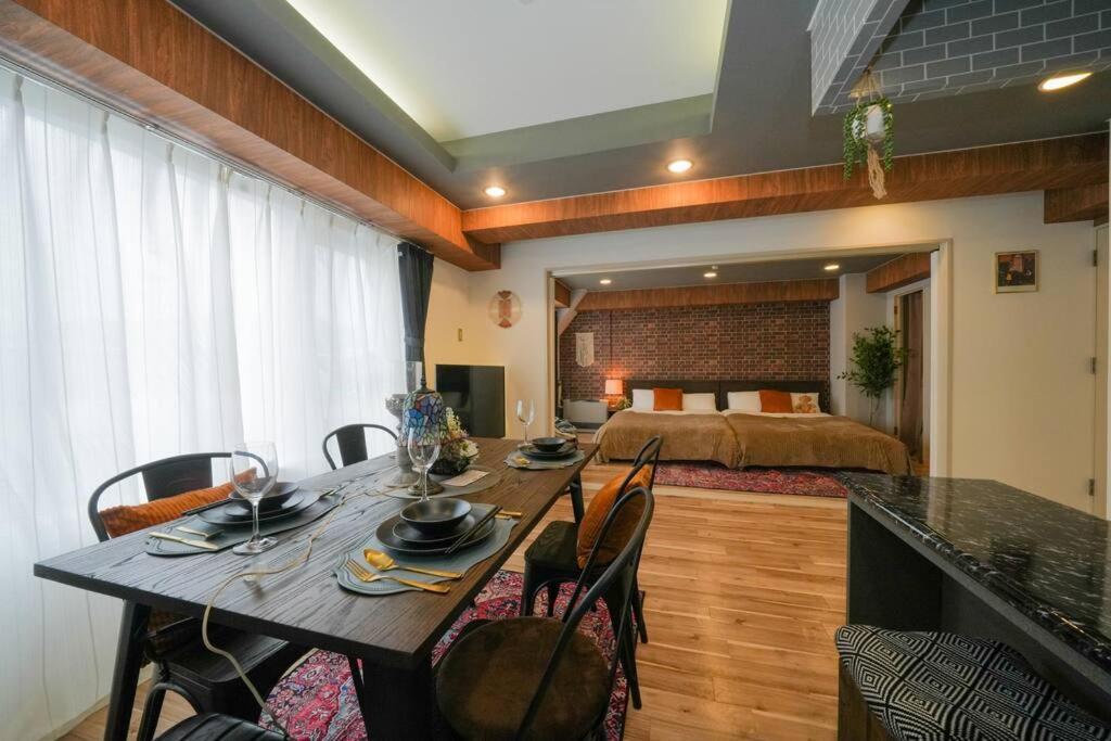 Dynasty Palace 9f *