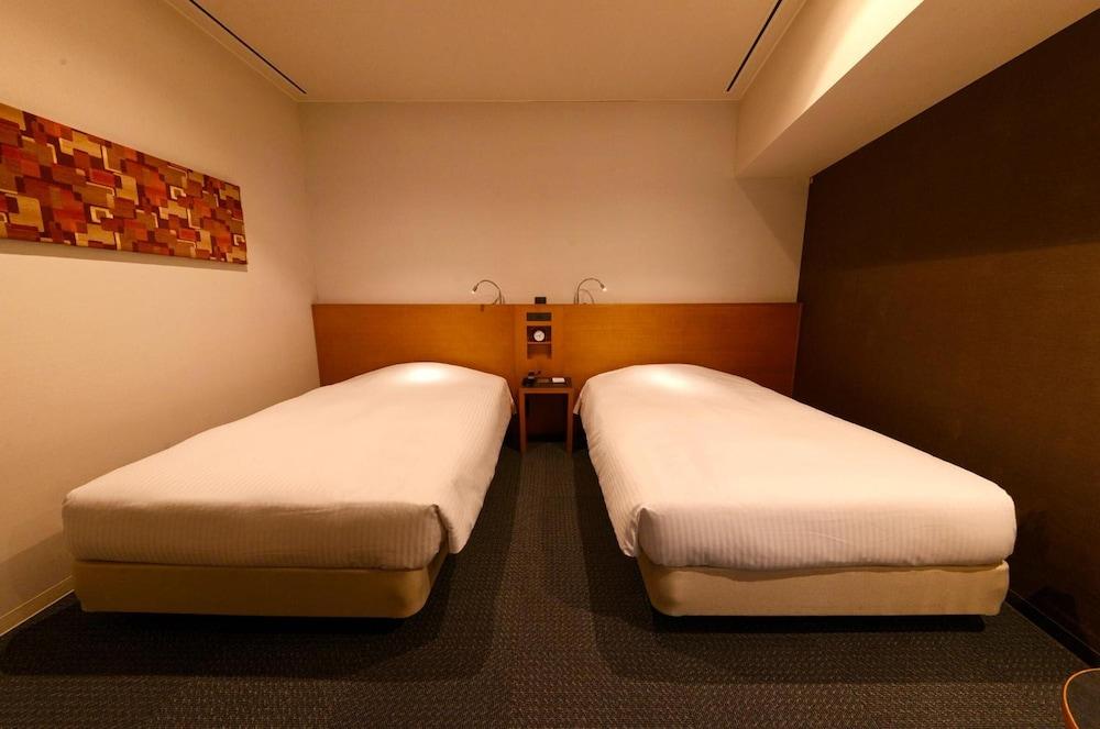 Hotel Jr