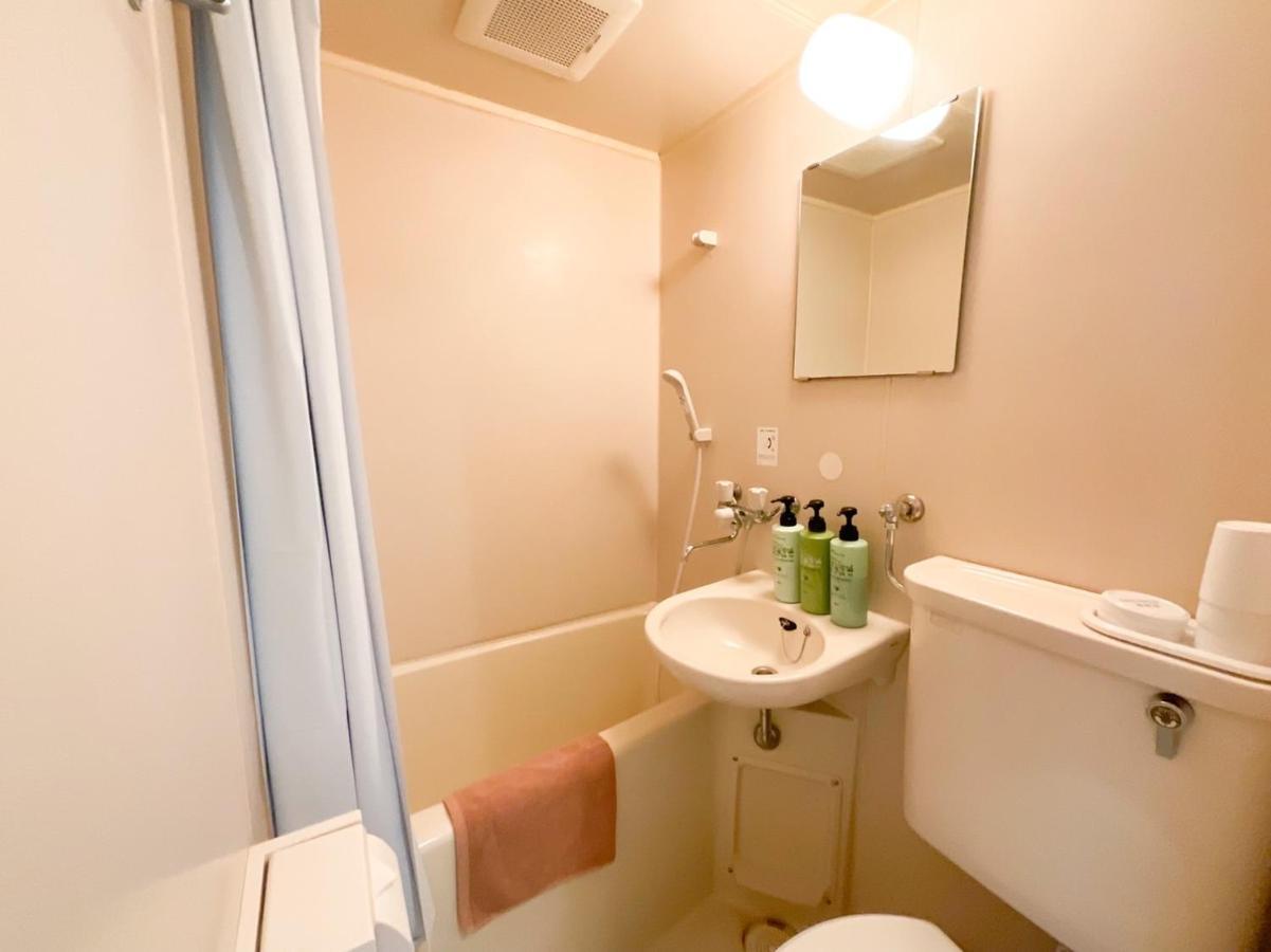 Apartment ローヤルハイツ菊水駅
