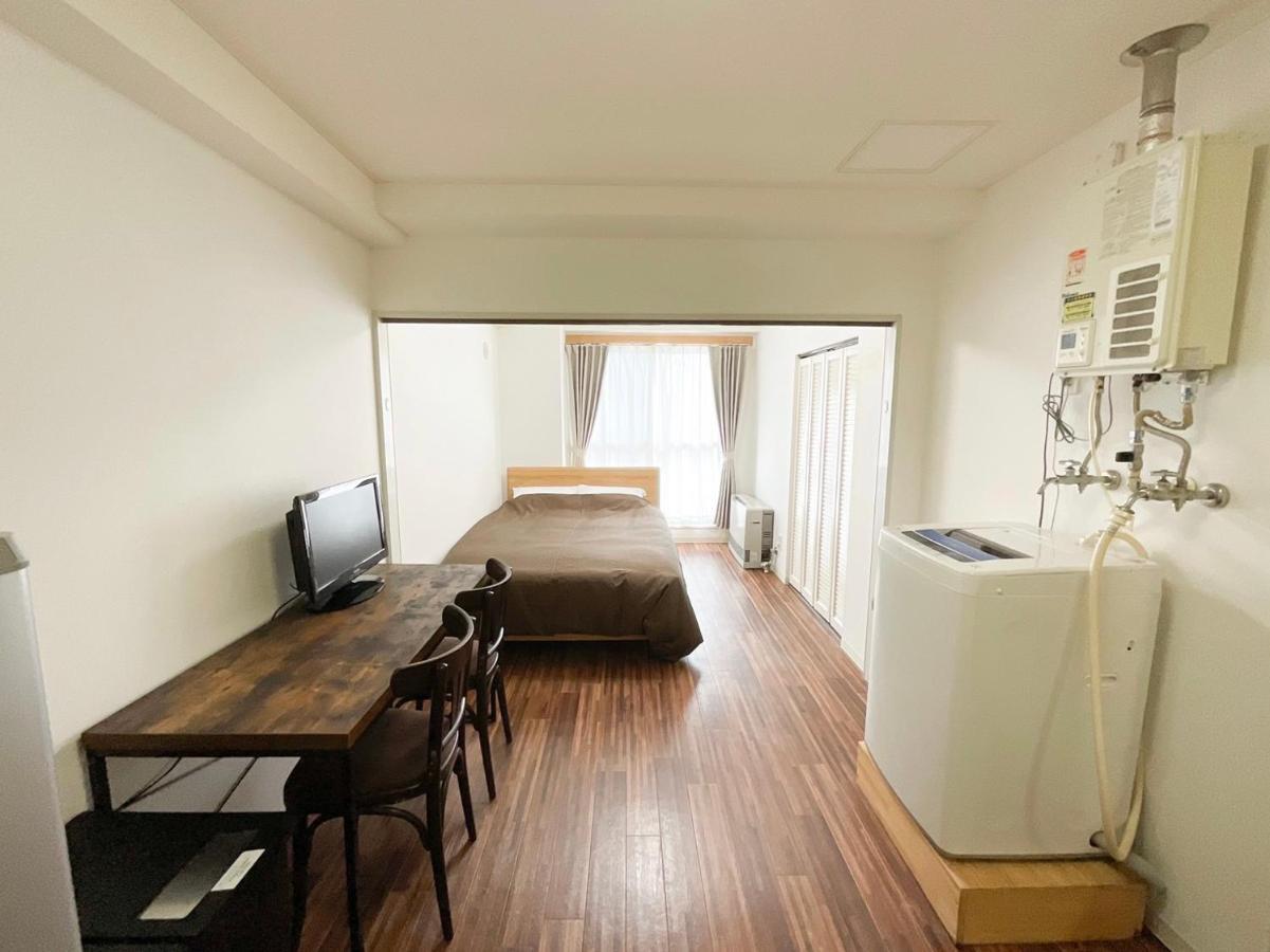 Apartment ローヤルハイツ菊水駅 *