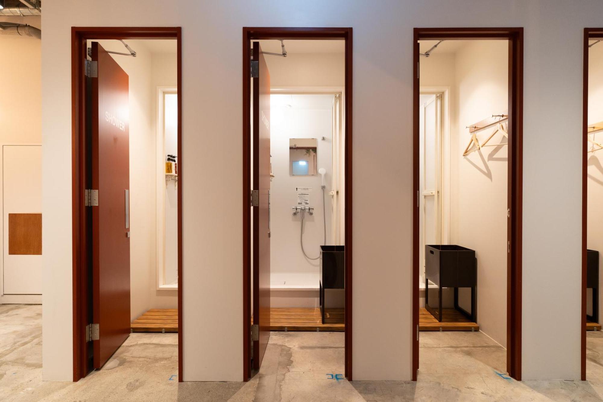 Helio Hostel *