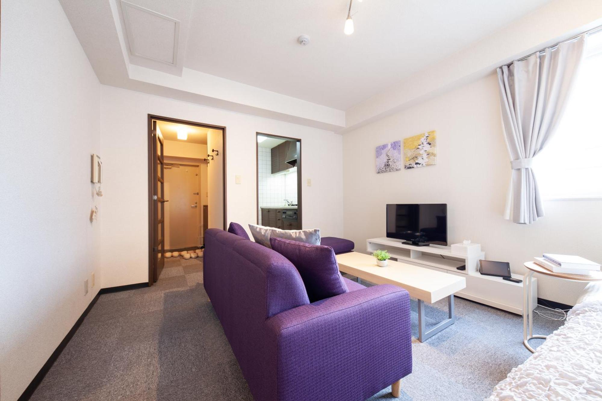 Park Maruyama Apartment *