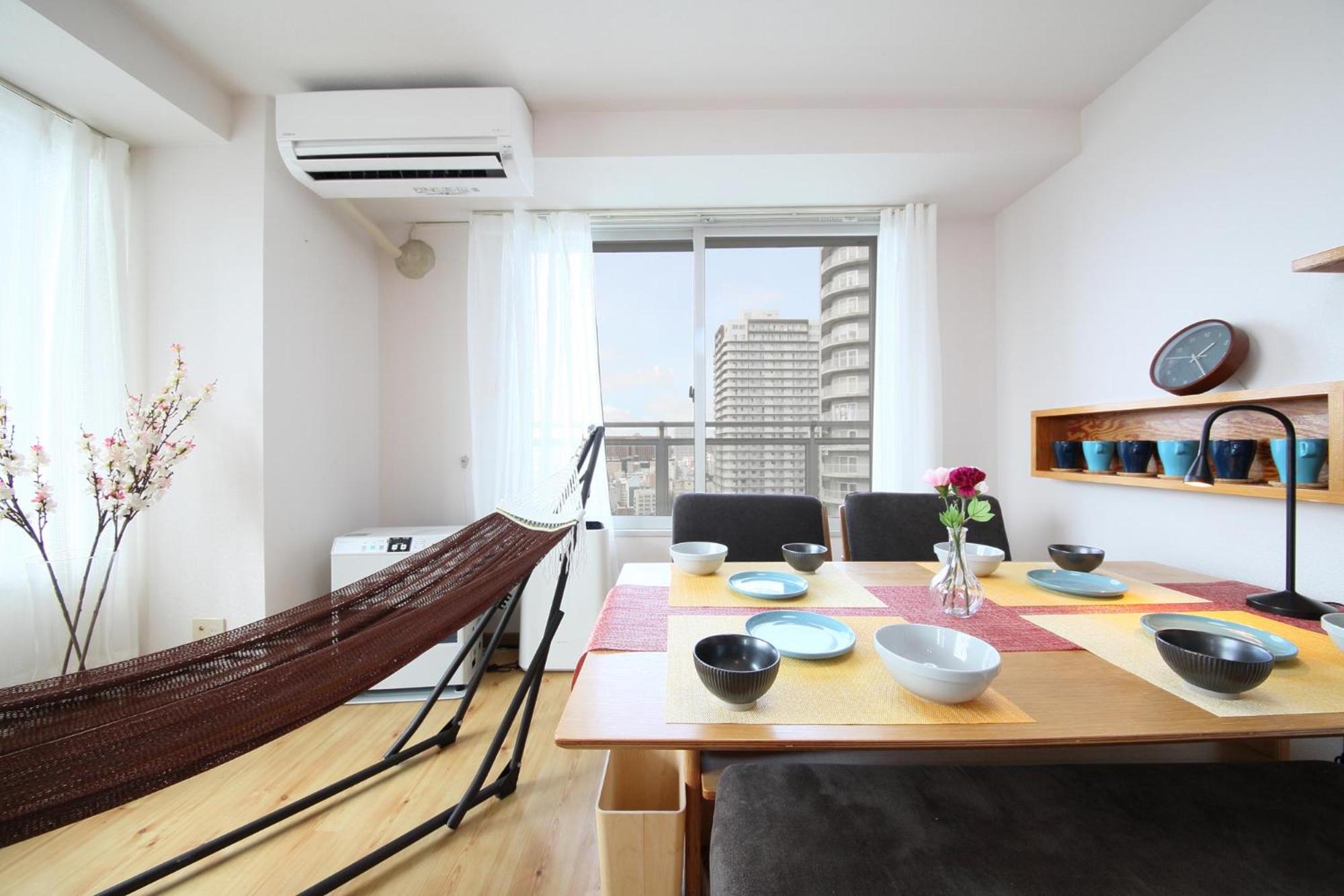 Apartment Ams Tower 2101