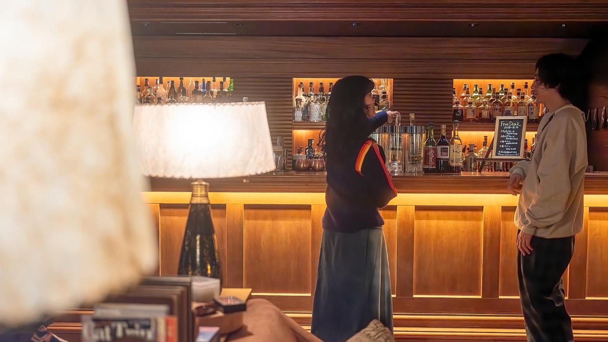 Unwind & Bar Hotel