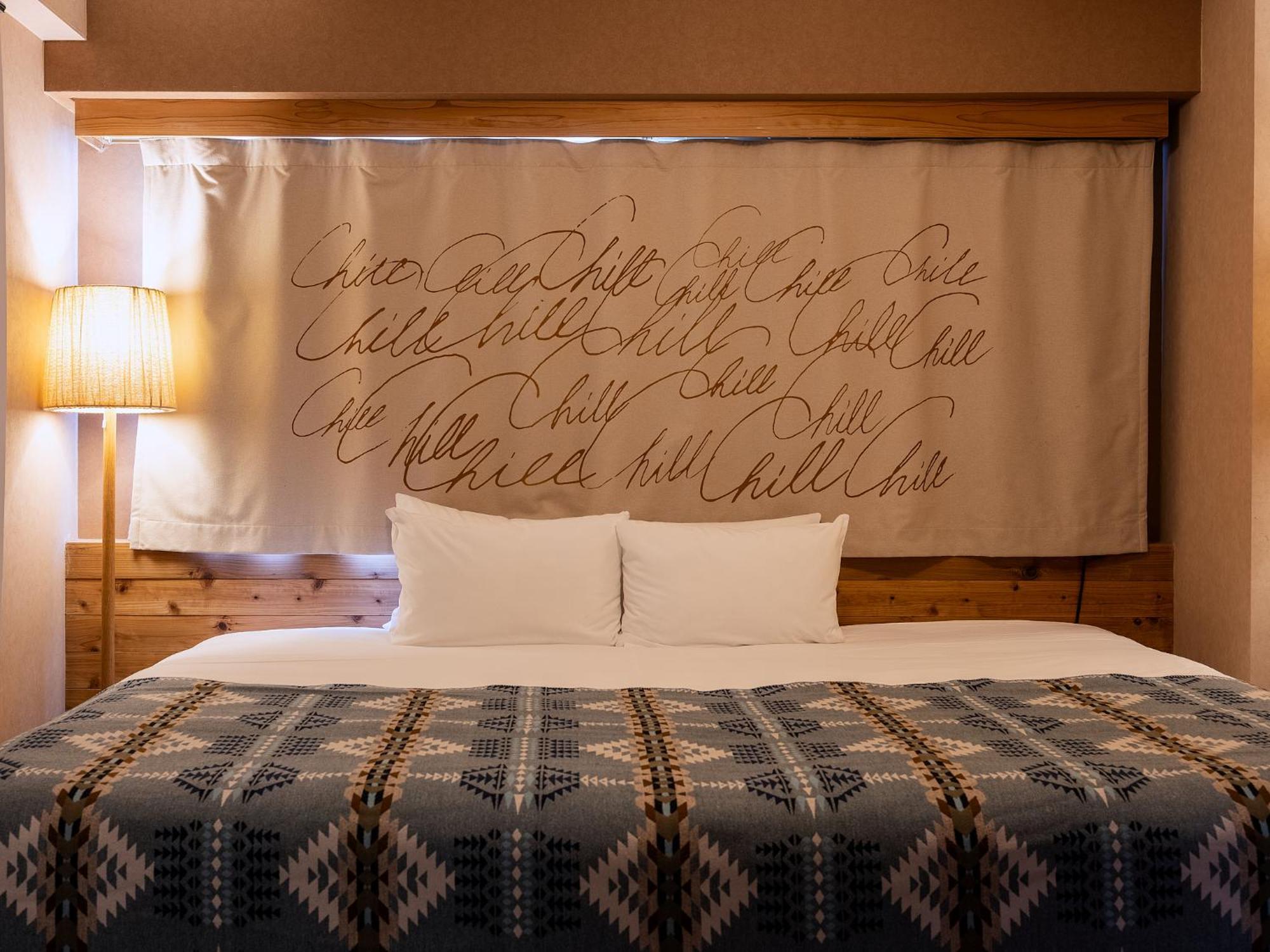 Hotel Unwind & Bar
