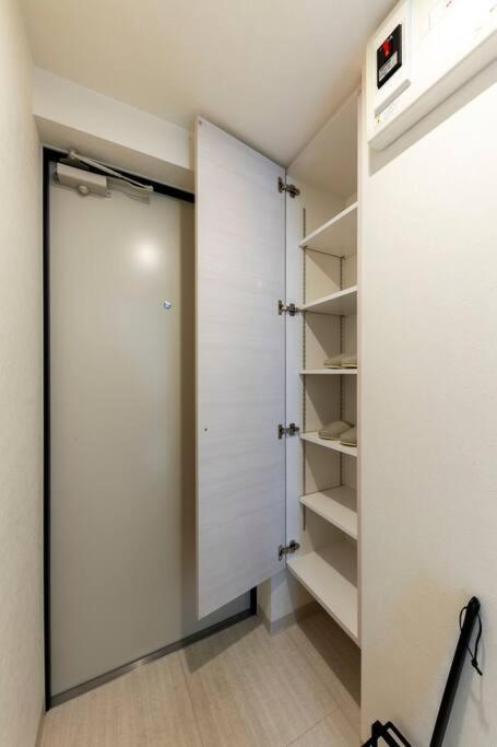 Apartment Hills 203
