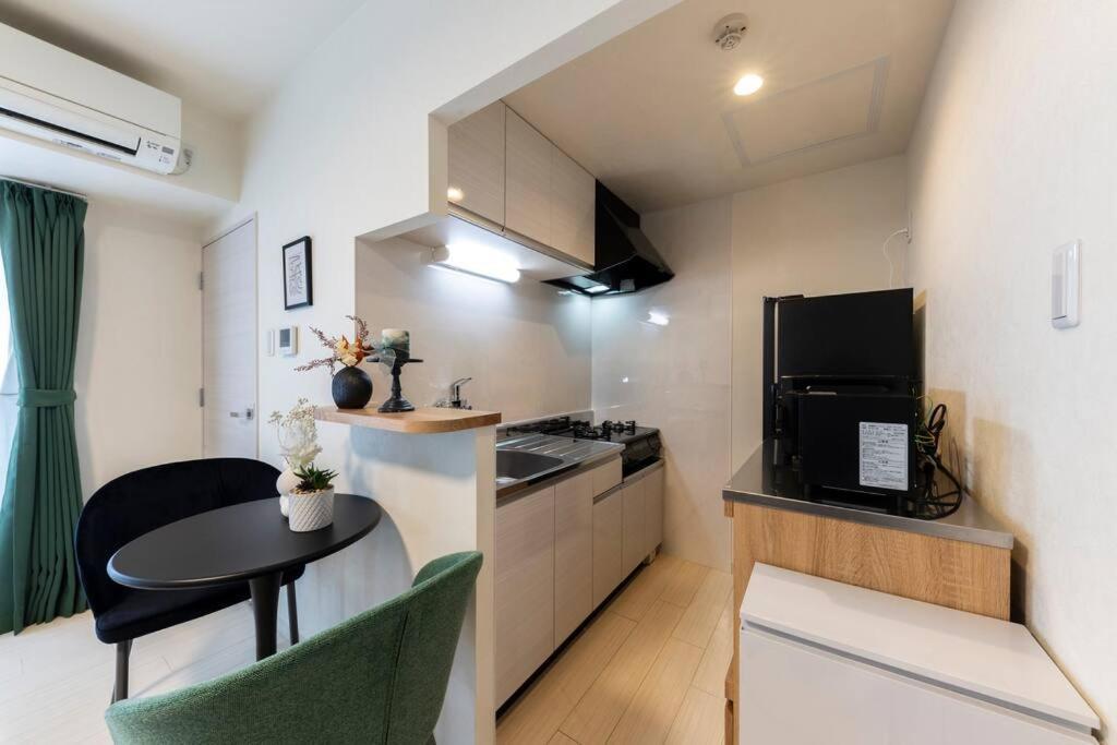 Apartment Hills 203