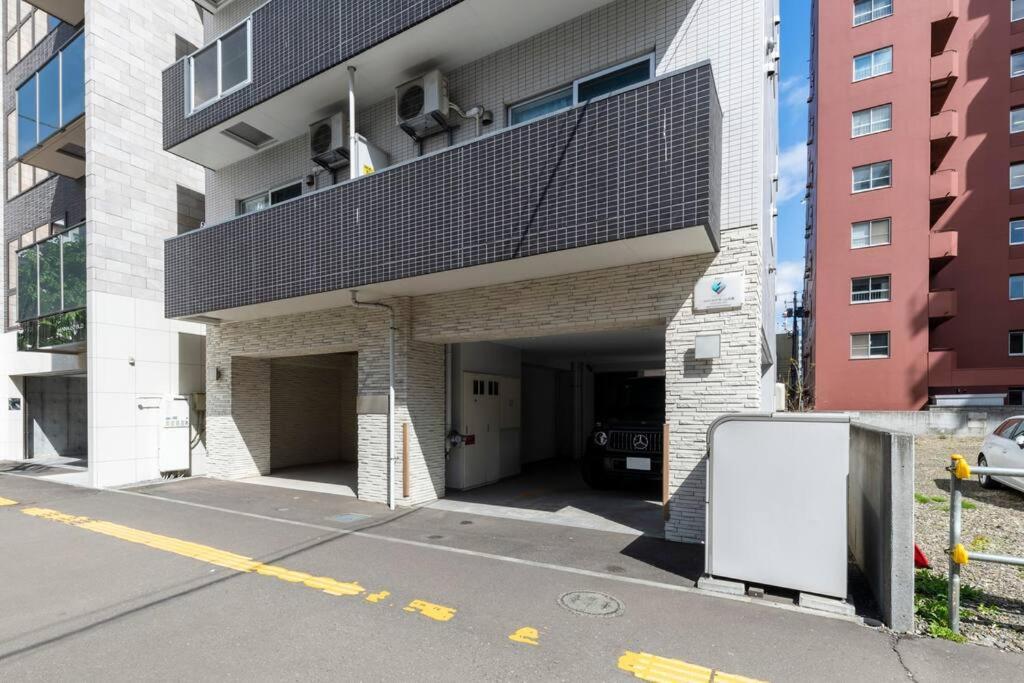 Hills 203 Sapporo