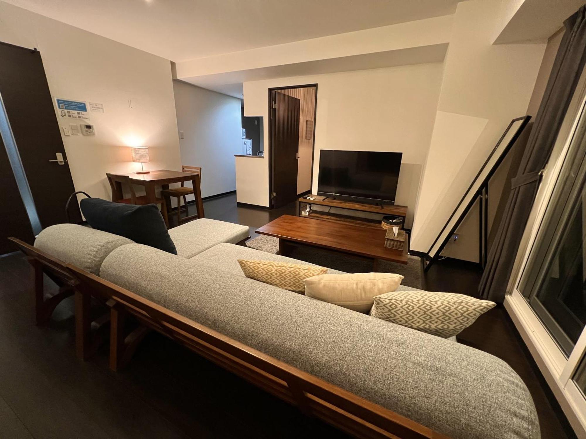 サンコート南6条壱番館 Apartment