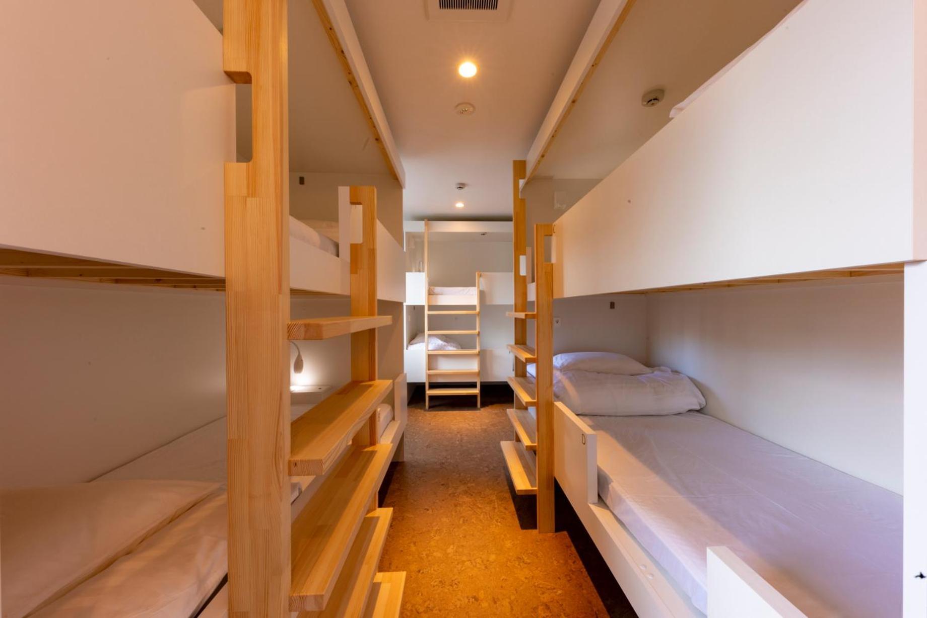 Plat Keikyu Ichiba Hostel