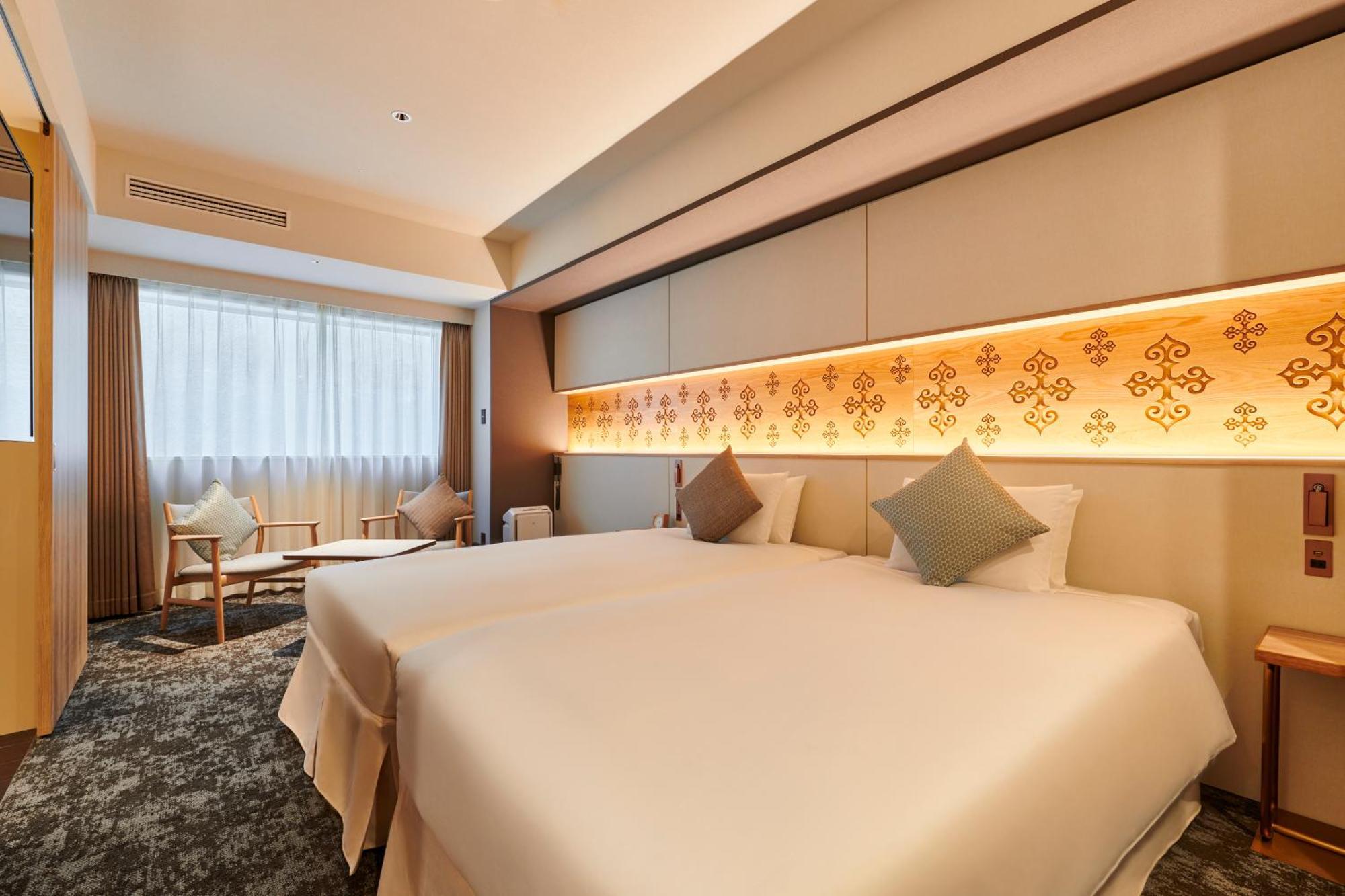 Cross Hotel 4*