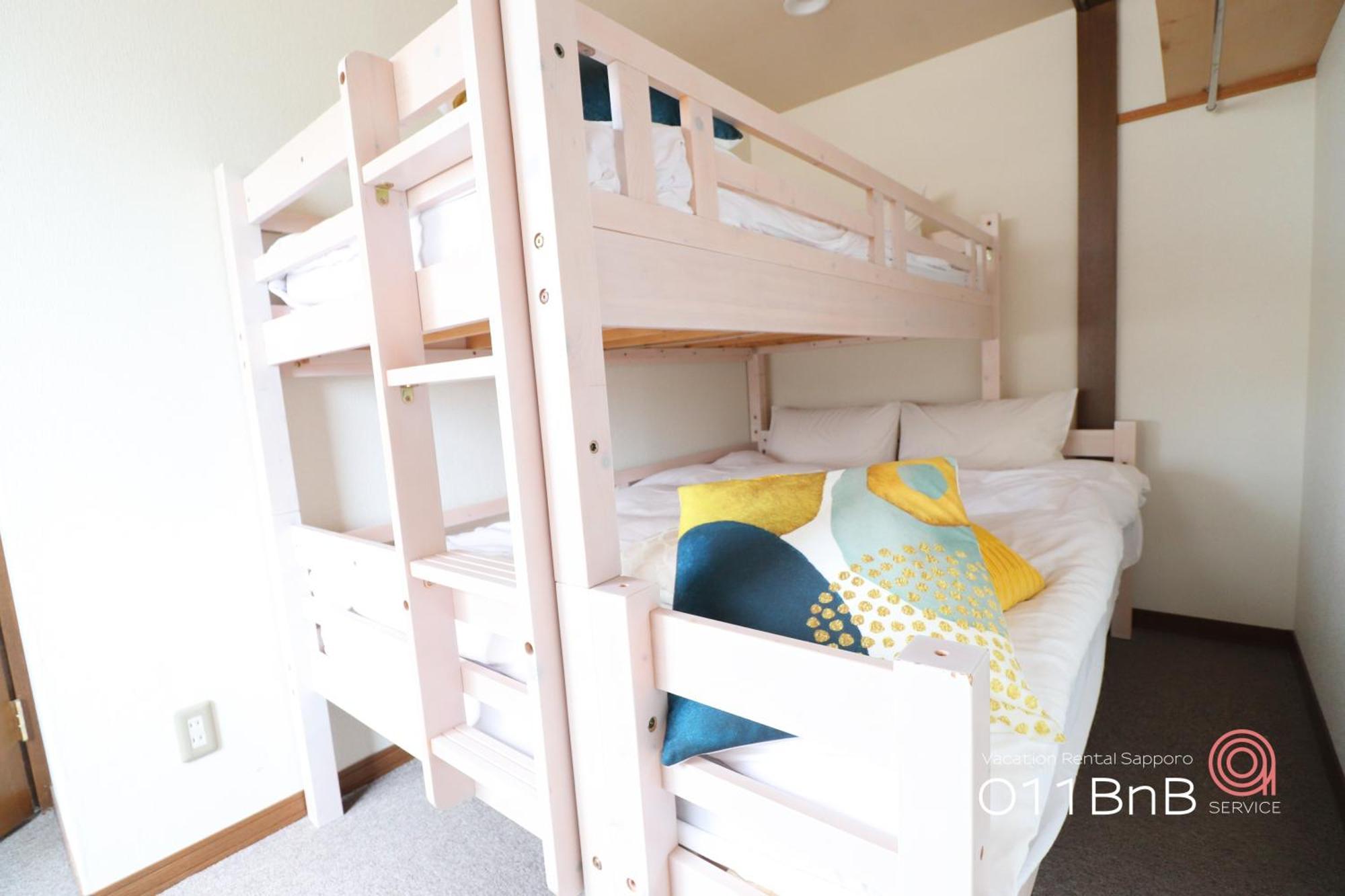 Nk Bld4f 3ldk 3br 1 Floor 1 Apartment