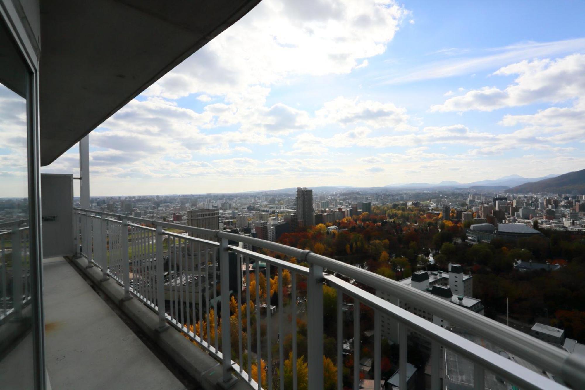 Apartment Ams Tower 3204 *