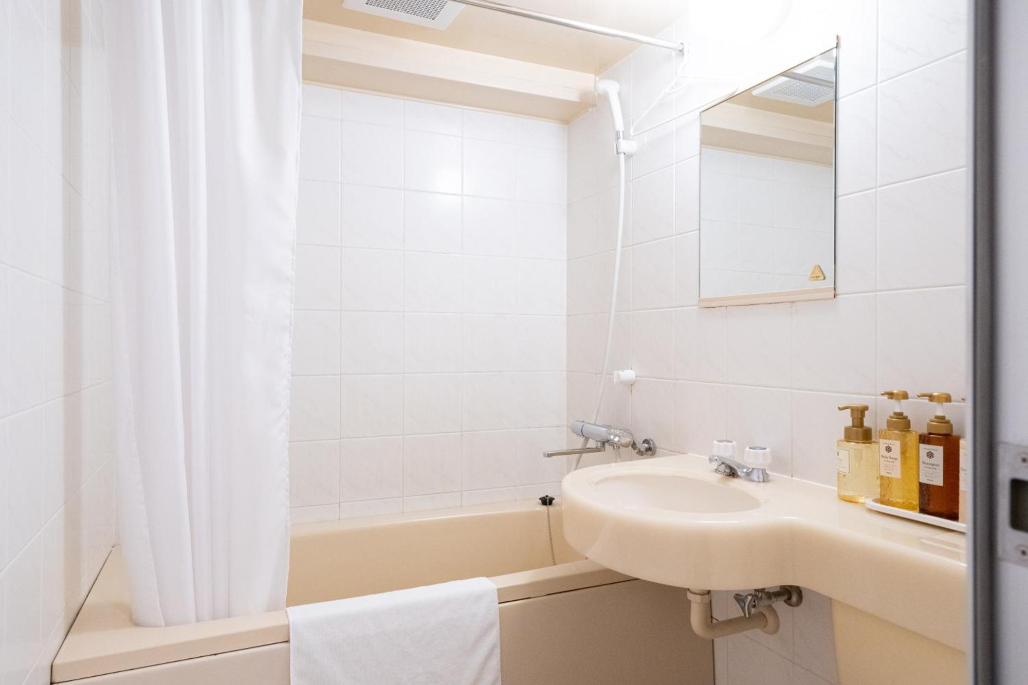 Clark Hotel 3*