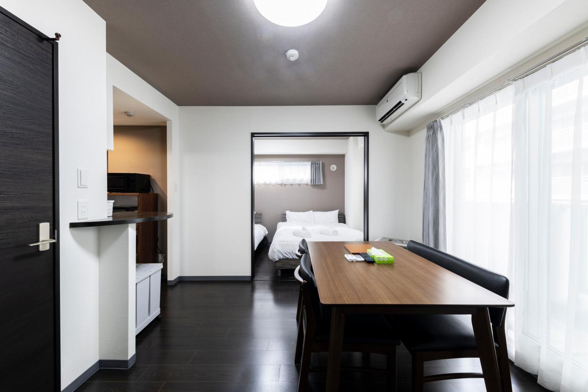 Essence Apartment *