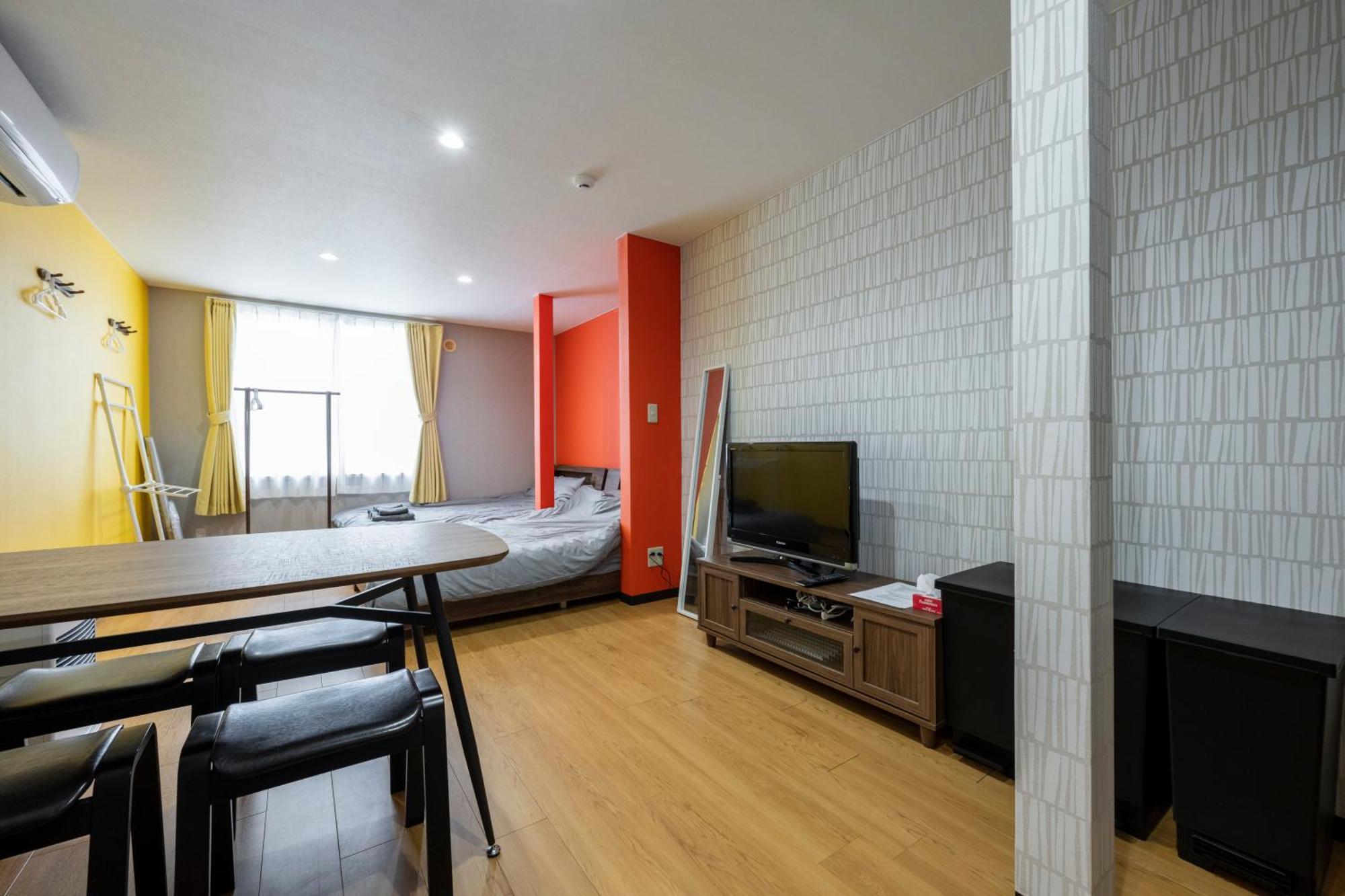 Apartment Rambler *