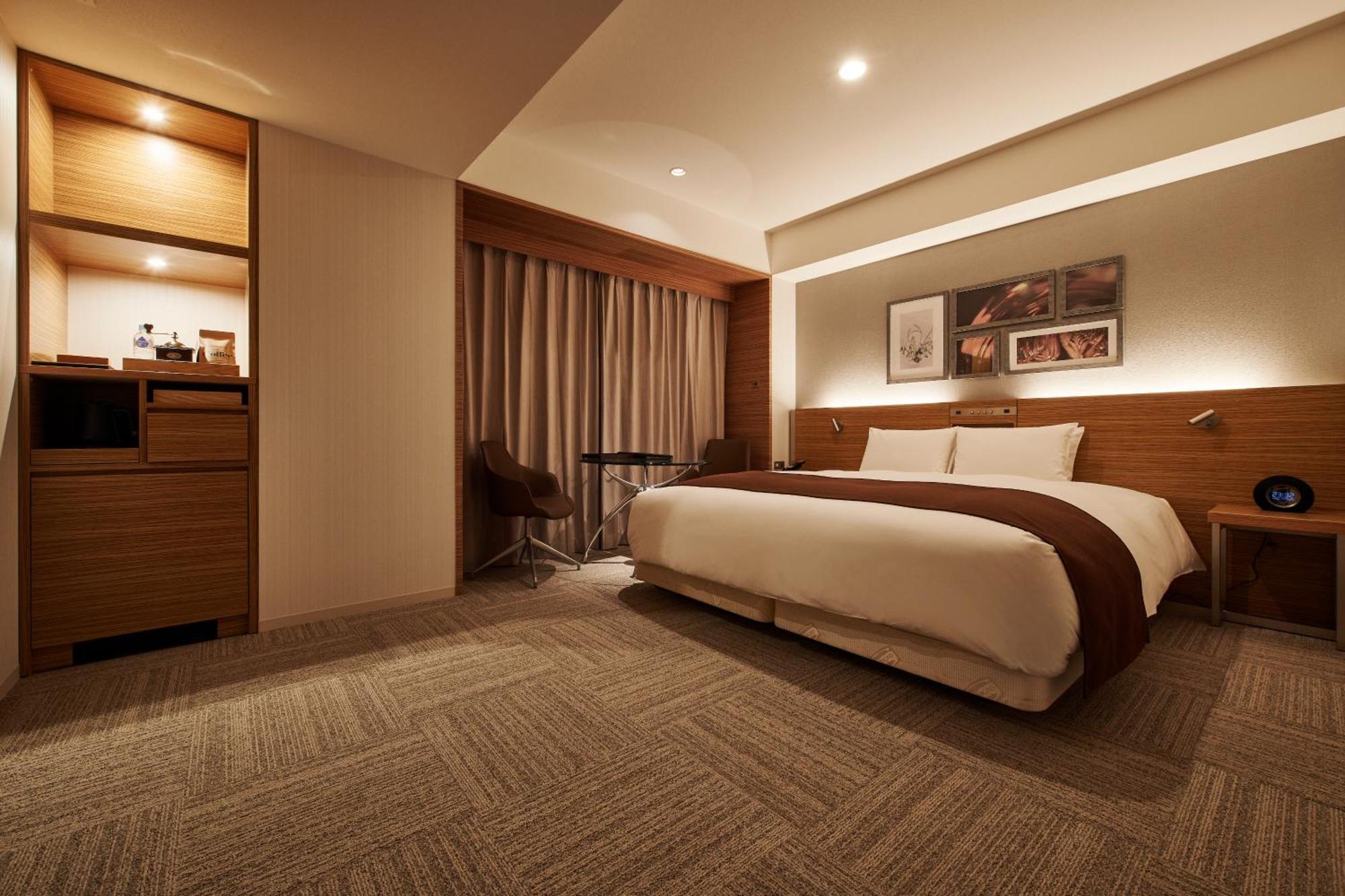 Hotel Cross