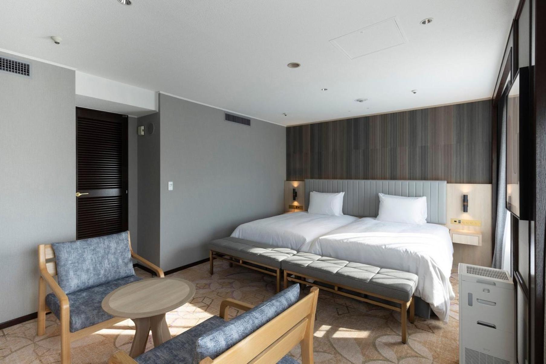 Ana Crowne Plaza By Ihg Hotel