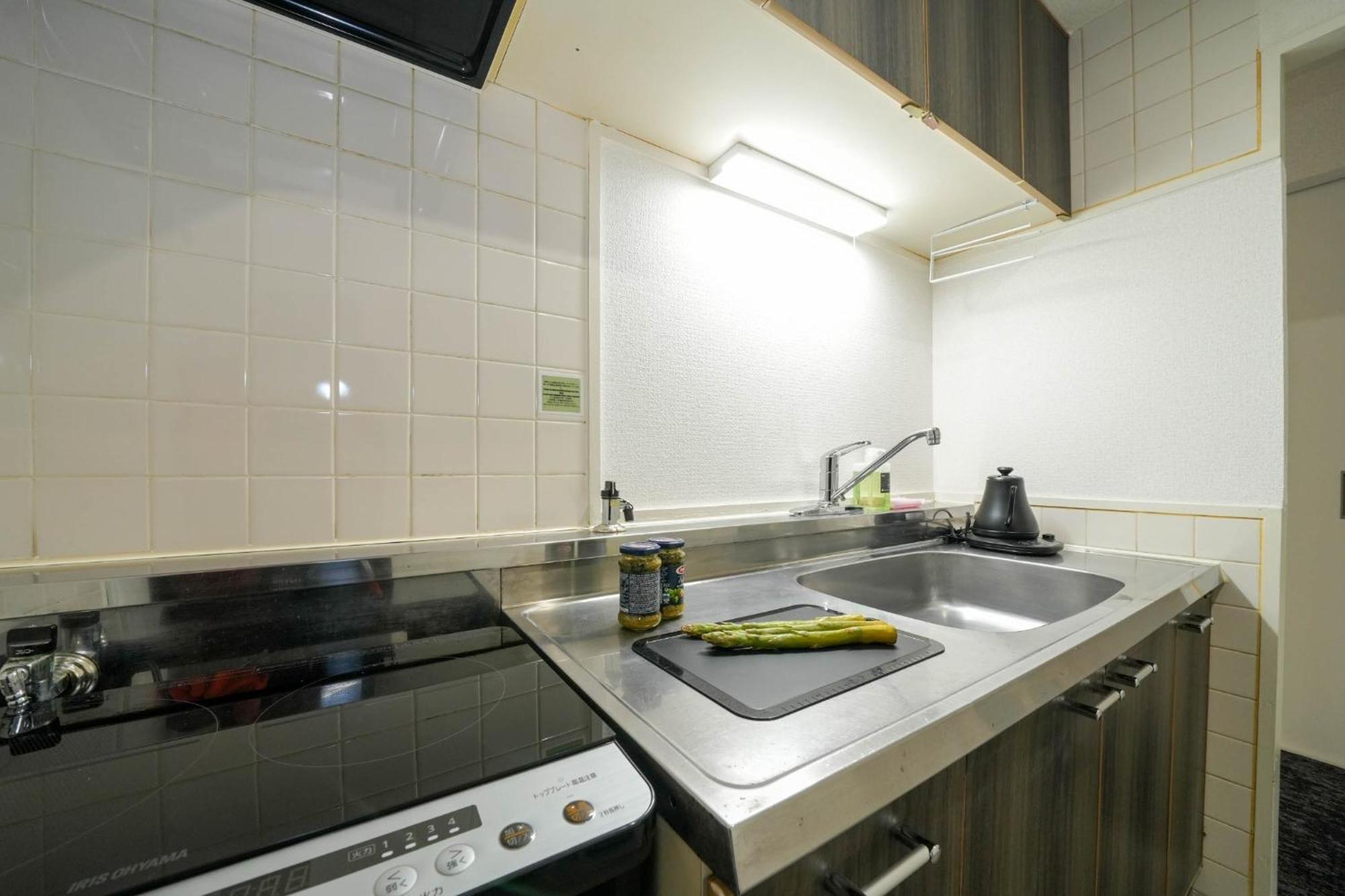 Apartment 37th Matsui Building 303, 901, 1002 - Vacation 79206v