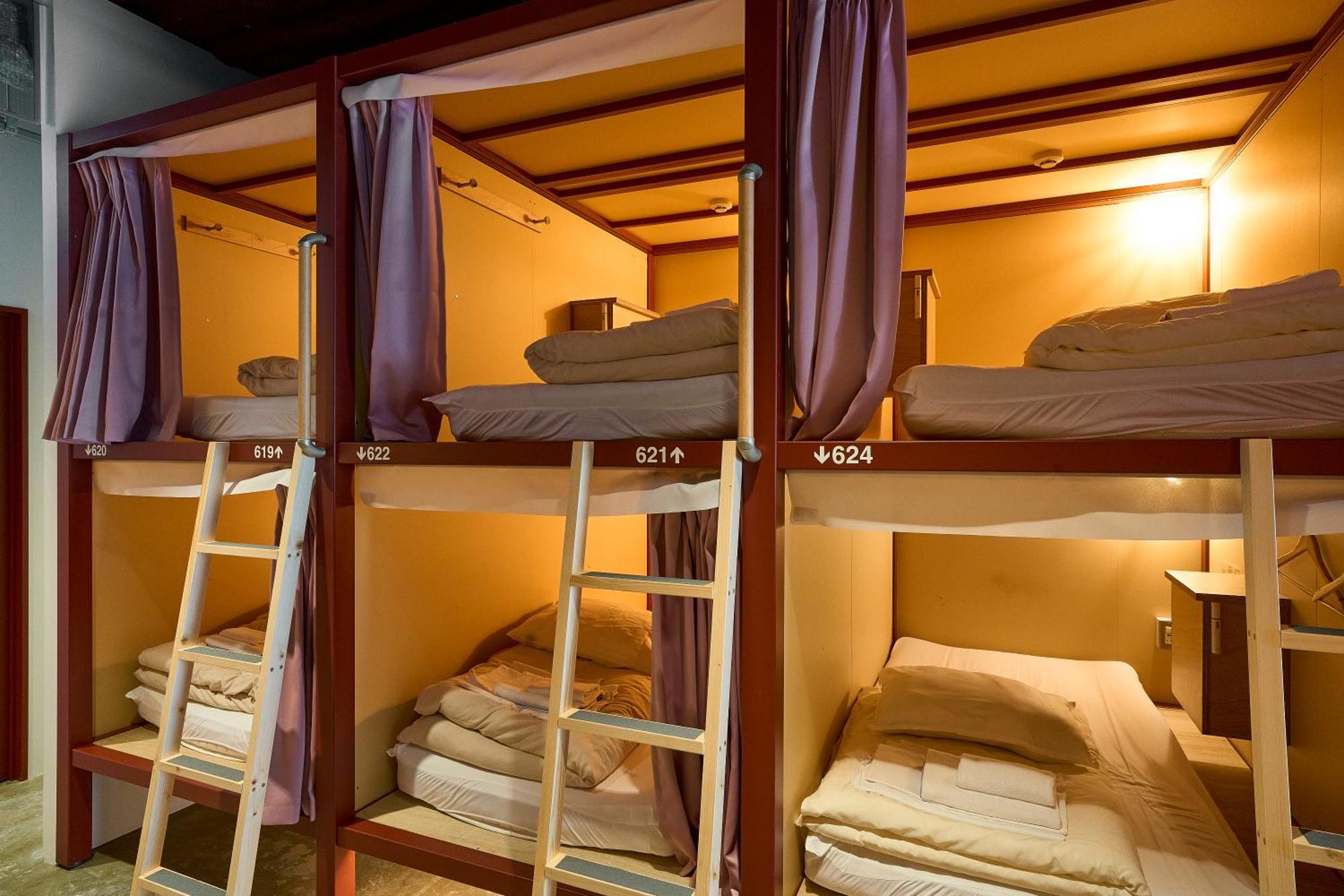 Helio Hostel