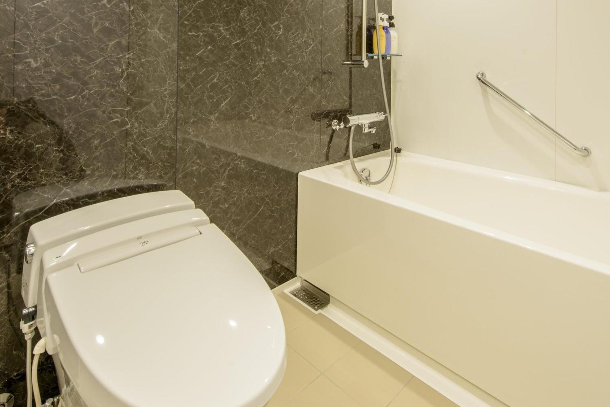 Ana Crowne Plaza By Ihg Hotel 5*