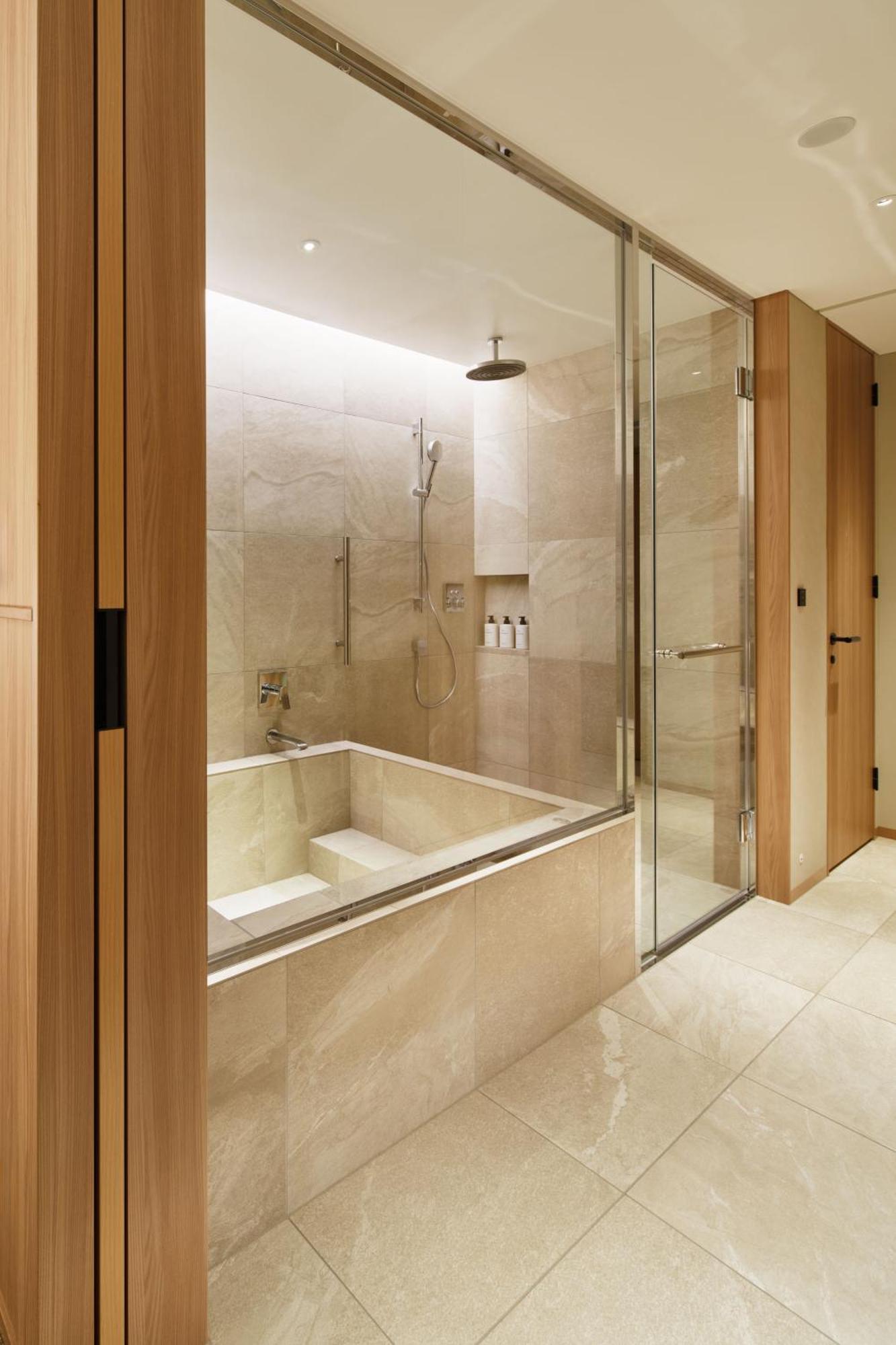 Intercontinental By Ihg
