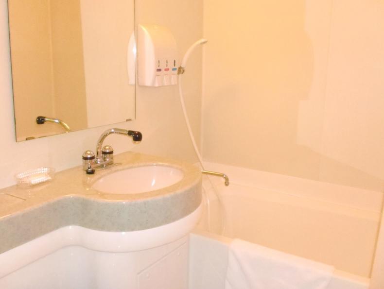 Ascent Hotel 2*