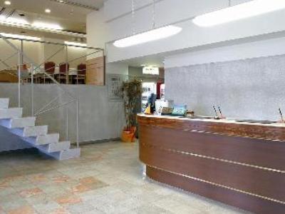Ascent Hotel 2*
