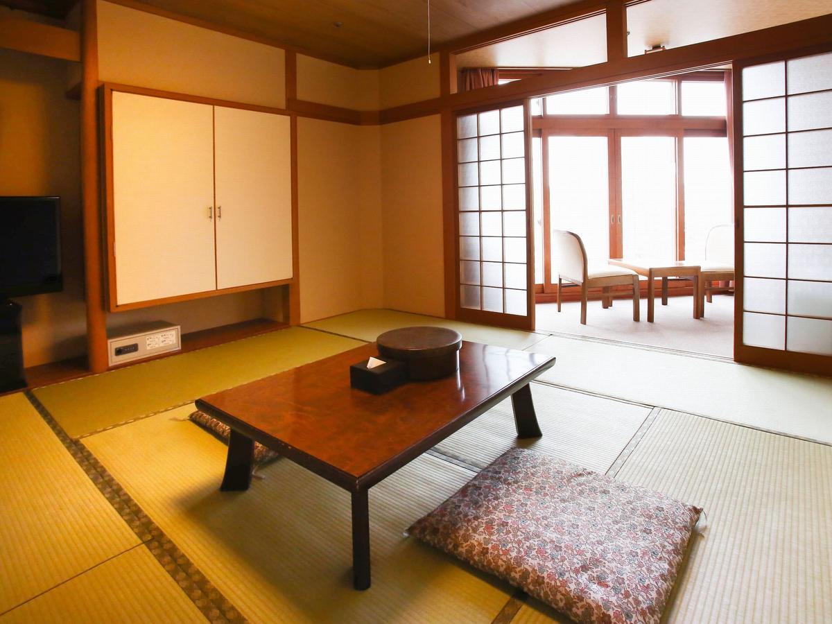 Apa Susukino Ekinishi