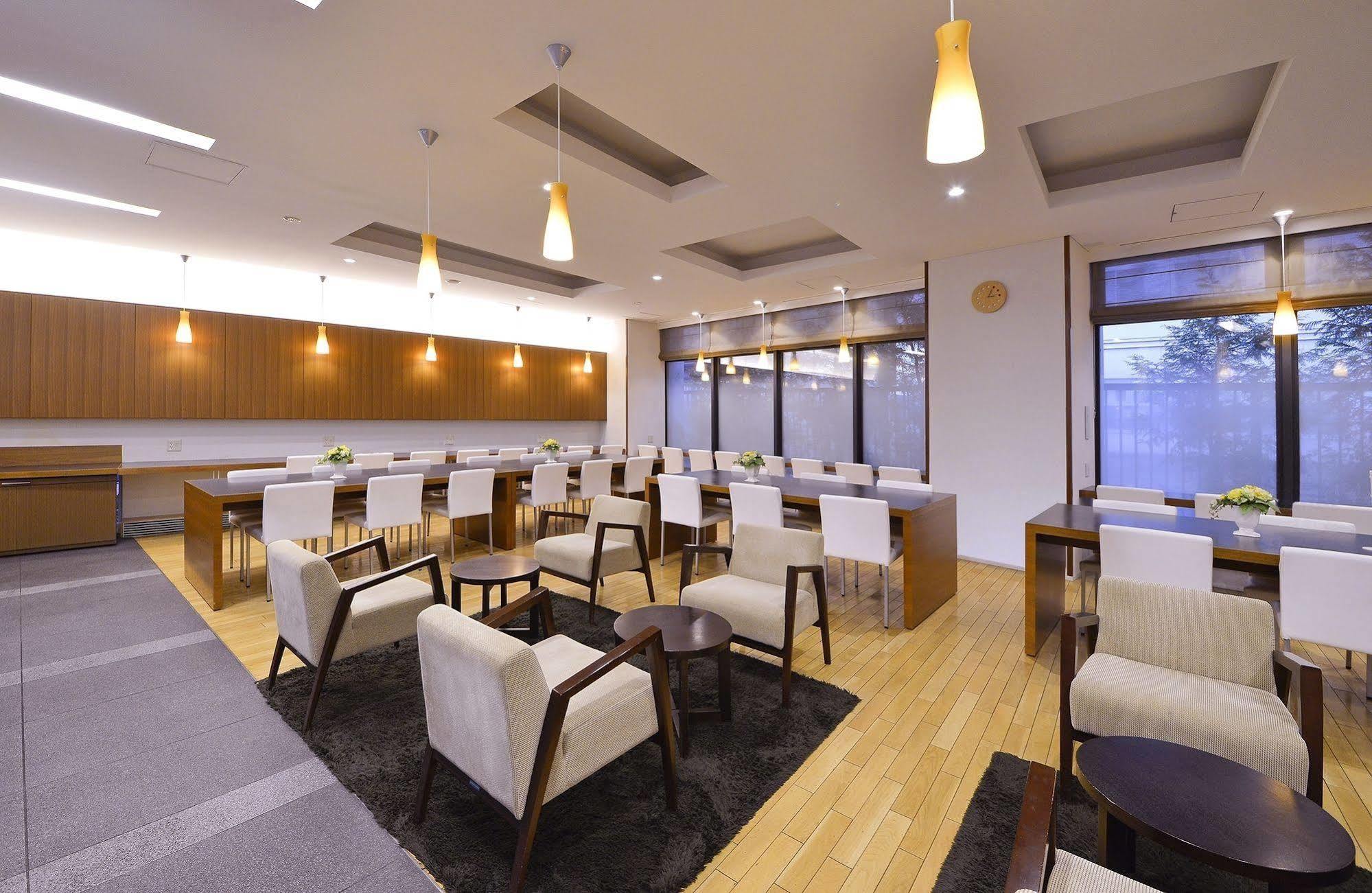 Jr Sapporo