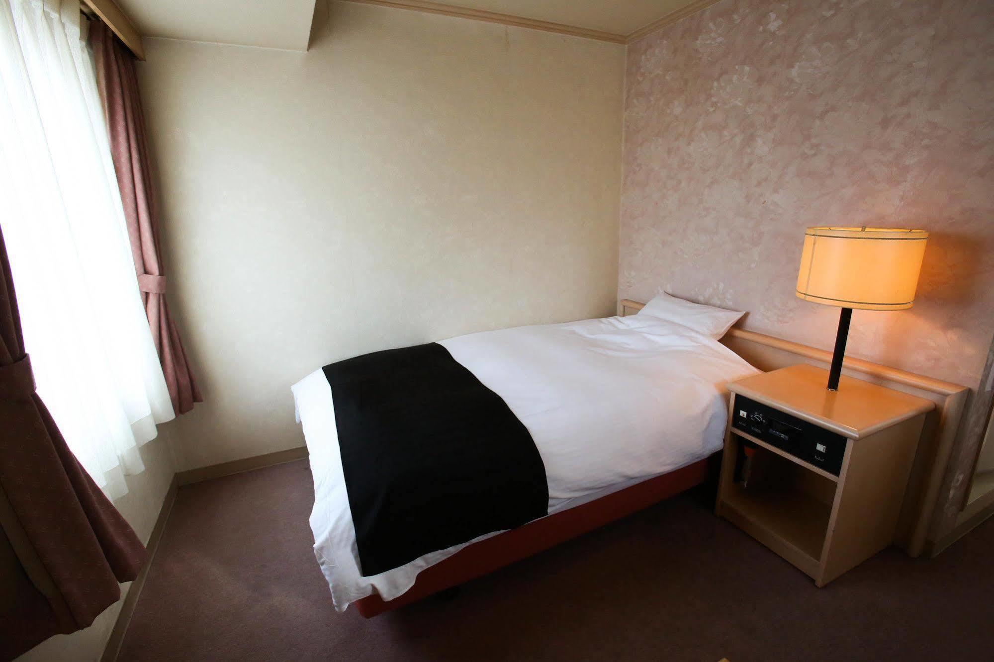 Apa Susukino Eki Minami Hotel