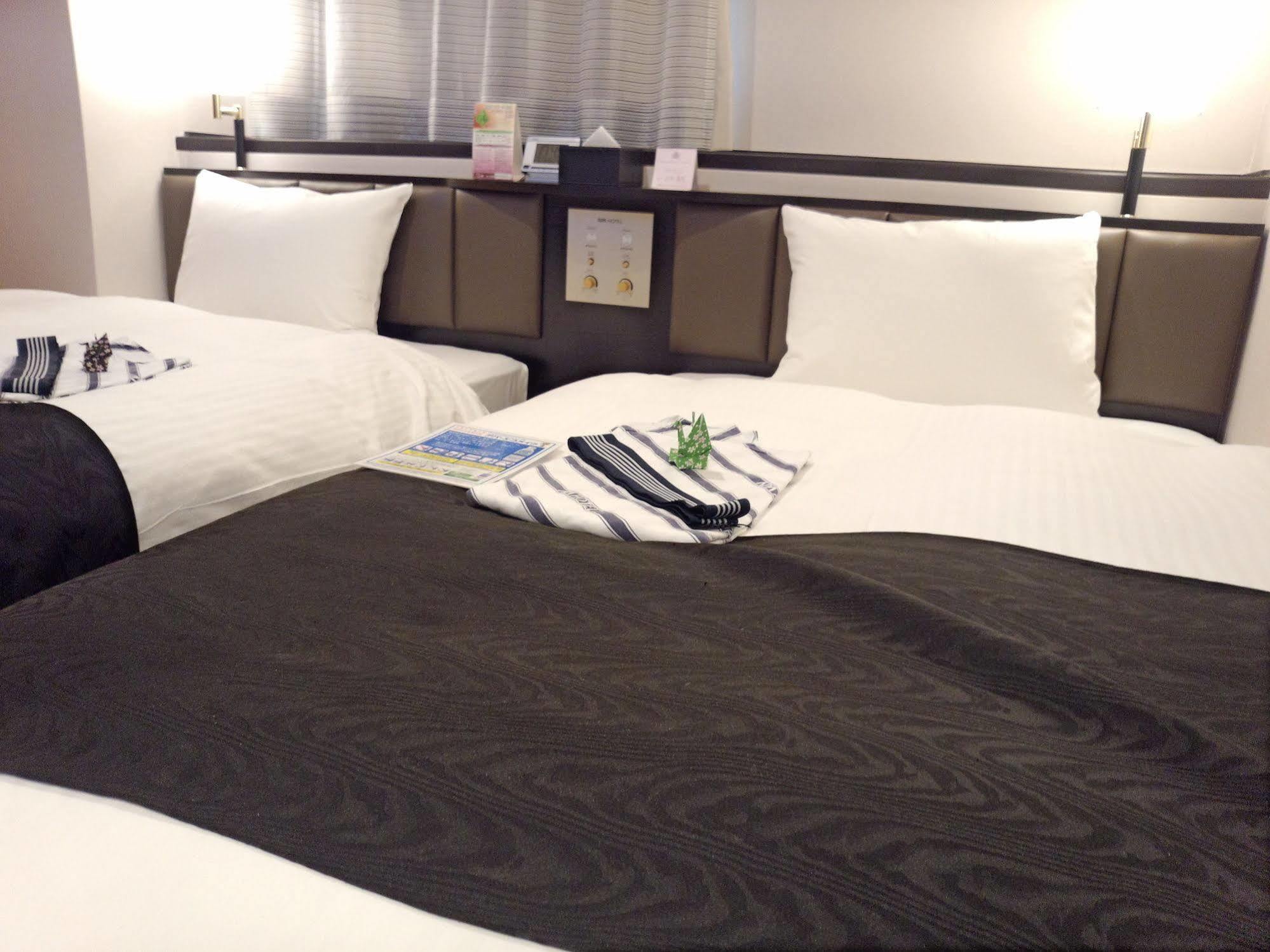 Nest Ekimae Hotel 3*