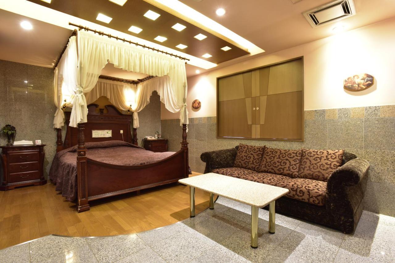 Love hotel Latif (adults Only)