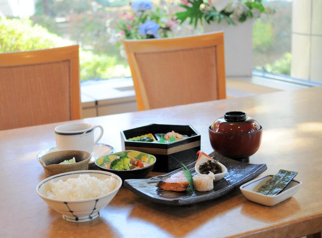Sun Plaza Hotel 4*
