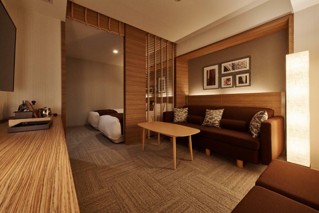 Hotel Cross