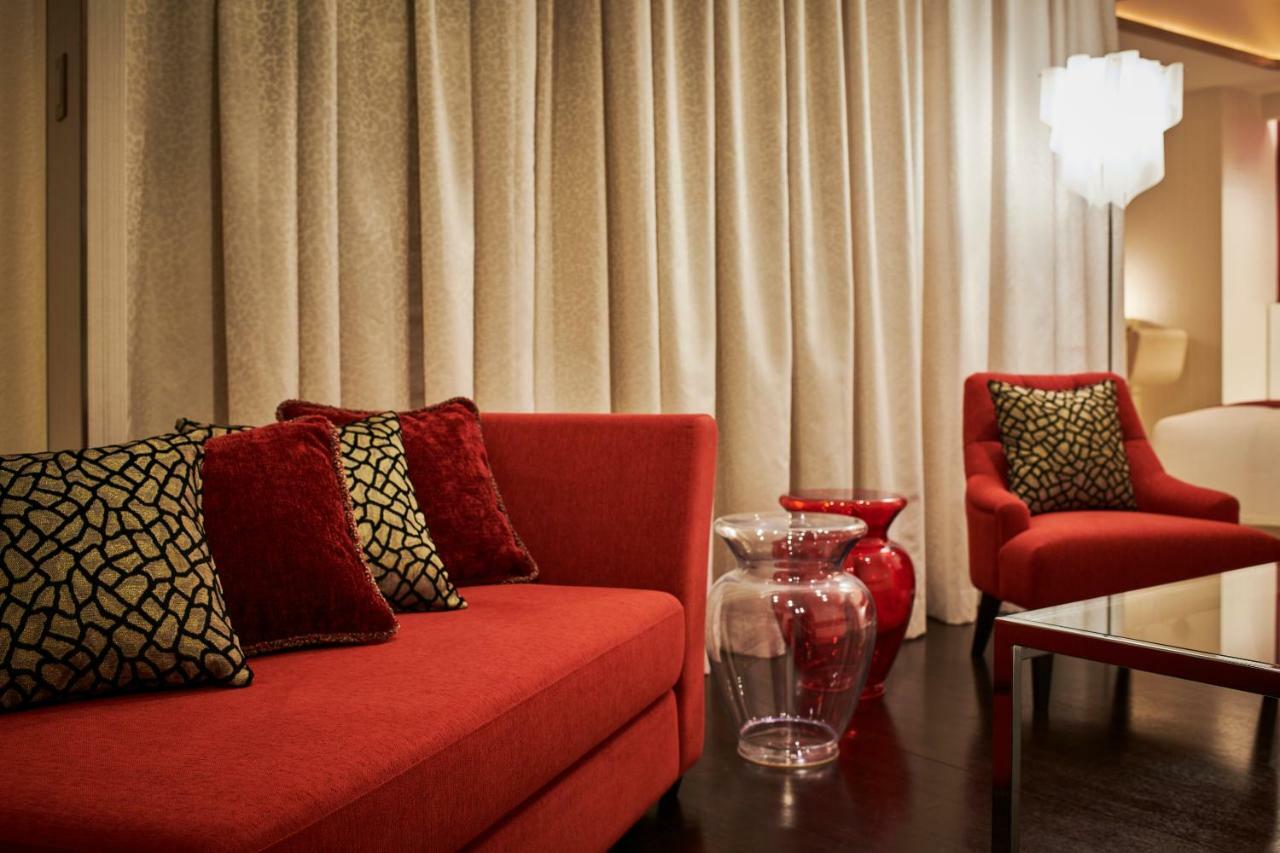 Cross Hotel 4*