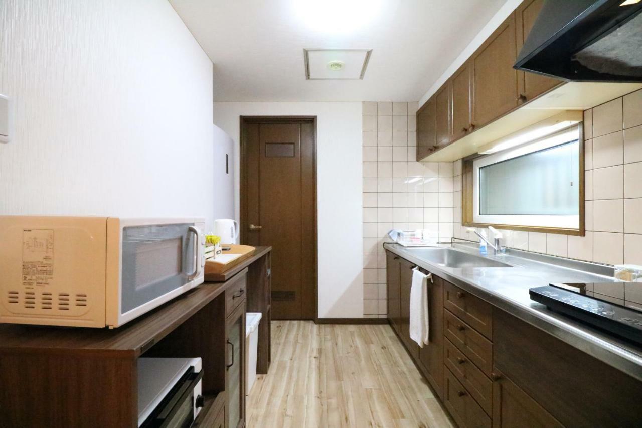 Sky Court 717 Apartment *