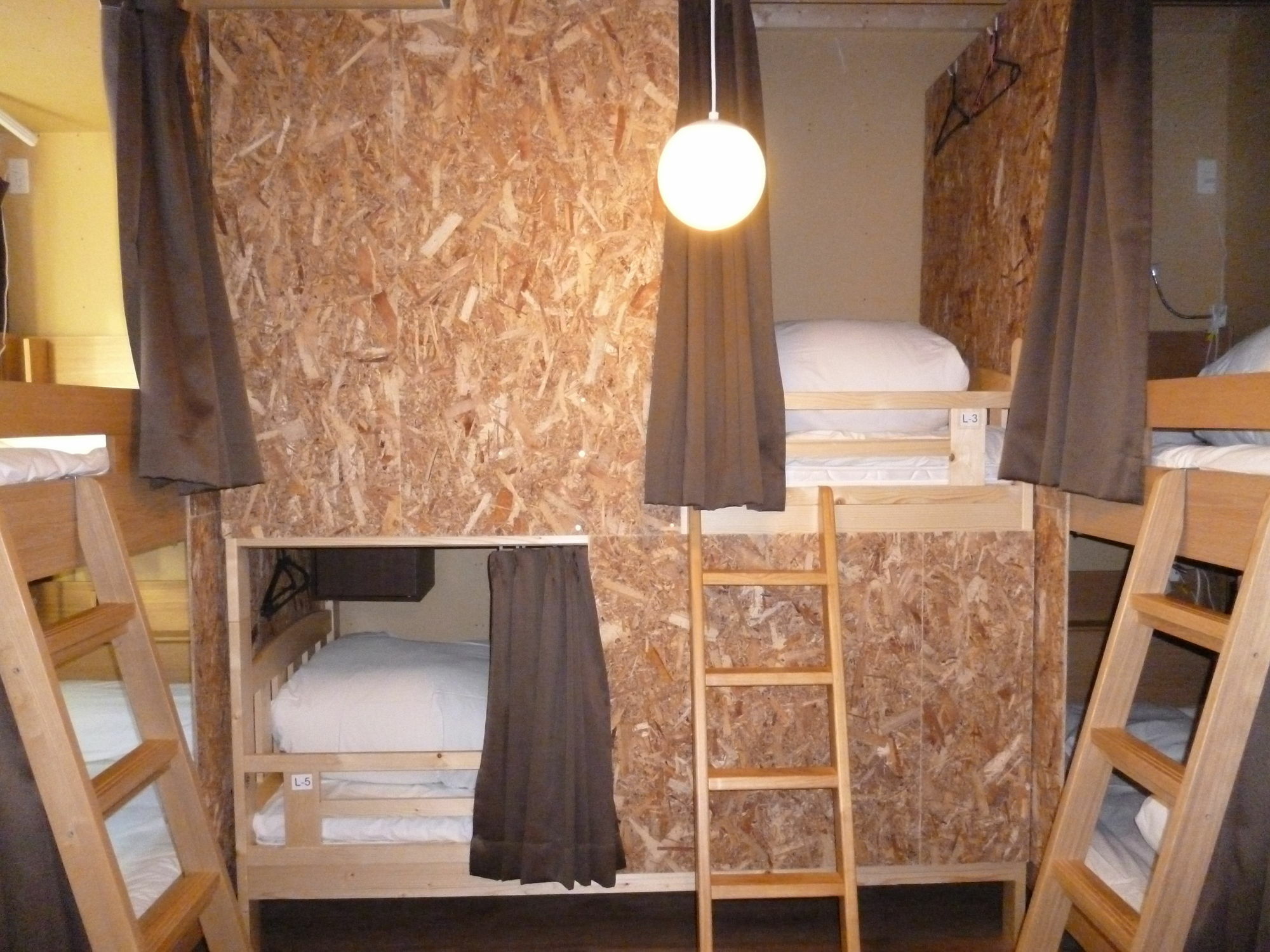 Erry'S Guesthouse Sapporo Hostel