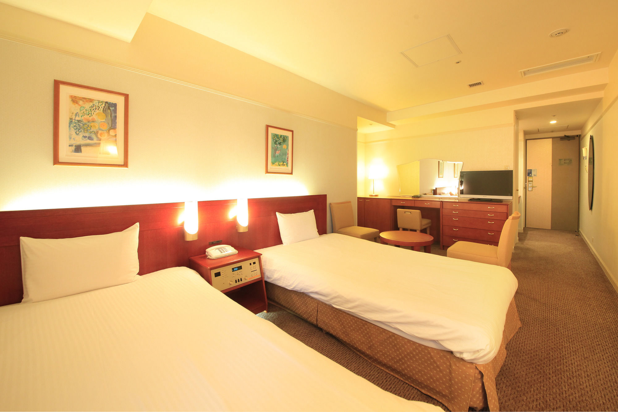 Quintessa Hotel